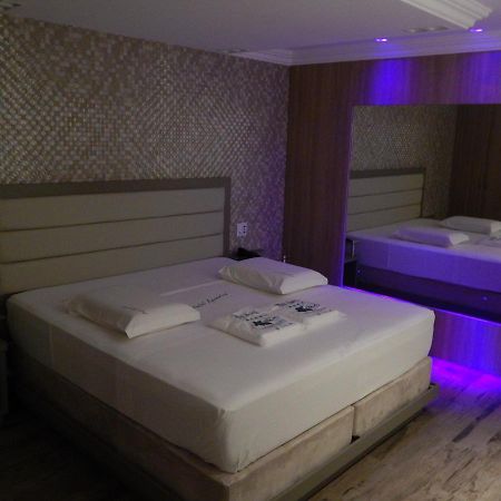 Motel Aquarius Ponta Grossa  Eksteriør billede
